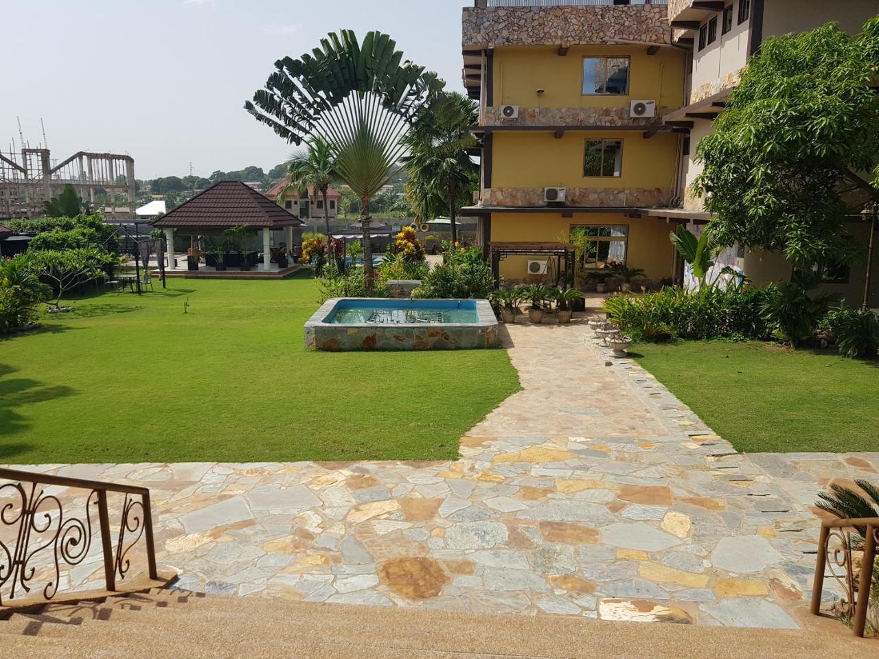 Sweet Garden Hotel Kumasi Zewnętrze zdjęcie